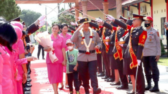 Irjen Pol Rusdi Hartono Terima Pataka Siginjai Sakti Wira Bhakti